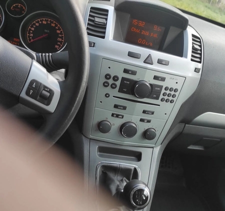 Opel Zafira cena 17000 przebieg: 208000, rok produkcji 2009 z Łódź małe 67